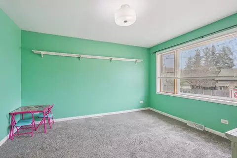 Bedroom - 5800 Prospect Ave, Berkeley, IL 60163 photo 6 of 6