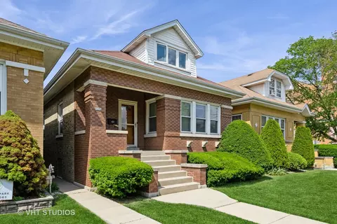 5404 W Henderson St, Chicago, IL 60641