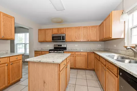 Kitchen - 25813 S Geranium Ln, Monee, IL 60449 photo 2 of 3