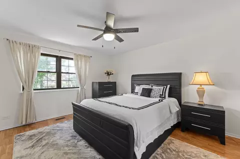 Bedroom - 706 Brandon Pl, Wheeling, IL 60090 photo 1 of 6
