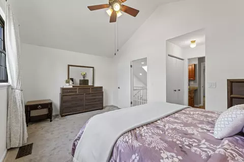 Bedroom - 706 Brandon Pl, Wheeling, IL 60090 photo 6 of 6