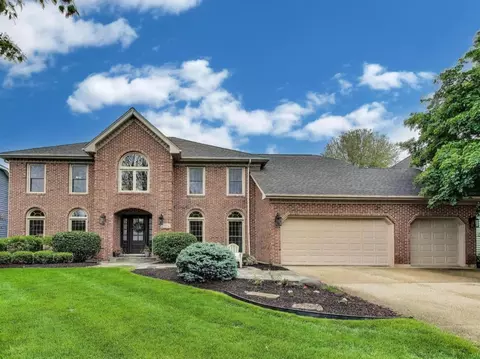 1664 Imperial Cir, Naperville, IL 60563