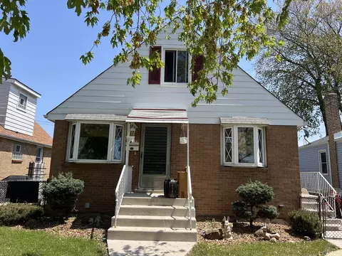 6145 S Nagle Ave, Chicago, IL 60638