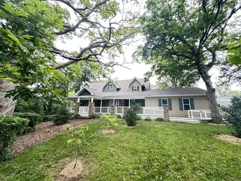 10400 Liberty Rd, Farmer City, IL 61842