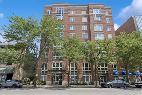 811 Chicago Ave #304, Evanston, IL 60202