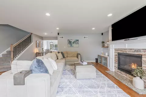 7801 W 66th St, Summit, IL 60501 photo 3