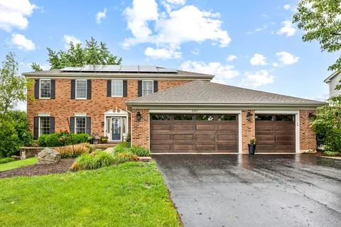 661 Regal Ln, Algonquin, IL 60102 photo 2