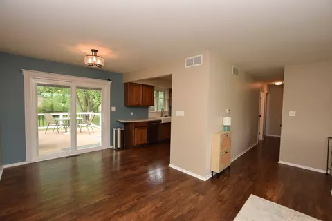 1116 Oakleaf Ave, Mchenry, IL 60051 photo 8