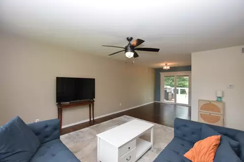 1116 Oakleaf Ave, Mchenry, IL 60051 photo 11