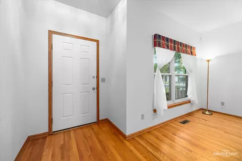 1909 Lakeside Dr, Montgomery, IL 60538 photo 3