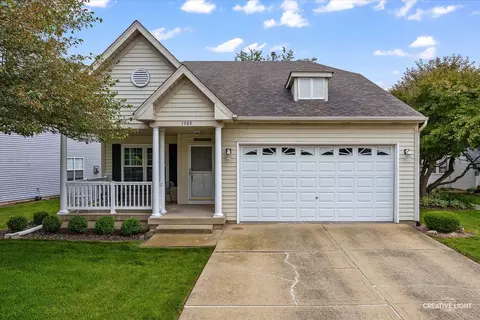 1909 Lakeside Dr, Montgomery, IL 60538