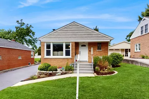 5428 Park Ave, Downers Grove, IL 60515