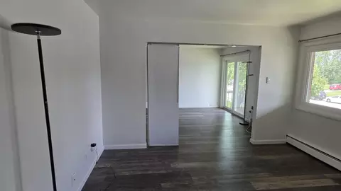 Living - 9446 Dee Rd #2E, Des Plaines, IL 60016 photo 1 of 9