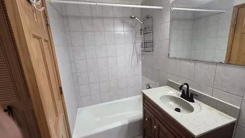 Bath - 9446 Dee Rd #2E, Des Plaines, IL 60016 photo 1 of 3