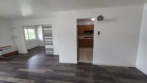 Living - 9446 Dee Rd #2E, Des Plaines, IL 60016 photo 9 of 9