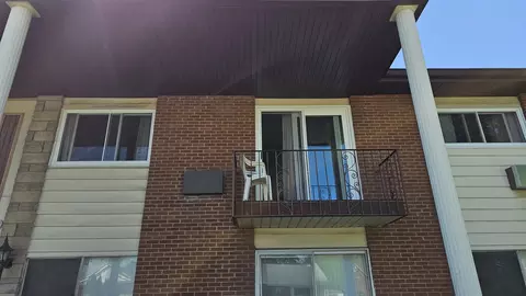 Exterior - 9446 Dee Rd #2E, Des Plaines, IL 60016 photo 1 of 3