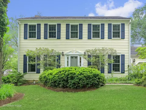 520 County Line Ct, Hinsdale, IL 60521