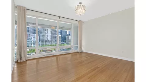Living - 340 E Randolph St #404, Chicago, IL 60601 photo 3 of 3