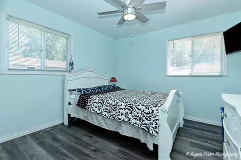 5108 Cambridge Dr, Mchenry, IL 60050 photo 12