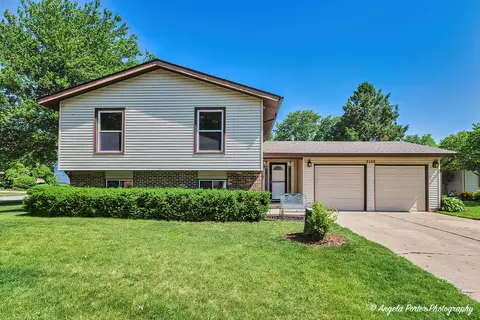 5108 Cambridge Dr, Mchenry, IL 60050