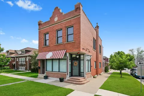 2347 Clarence Ave, Berwyn, IL 60402