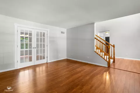 Living - 2008 Crosswind Dr, Plainfield, IL 60586 photo 1 of 6