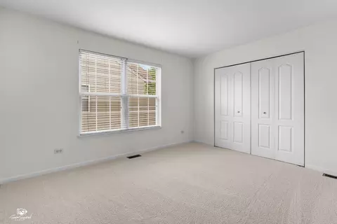 Bedroom - 2008 Crosswind Dr, Plainfield, IL 60586 photo 2 of 4