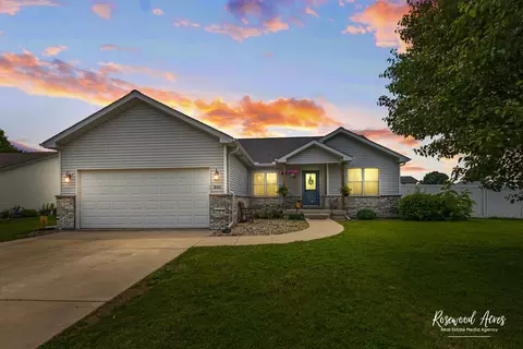 840 Peony Ln, Bourbonnais, IL 60914