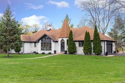 250 Pheasant Ln, Bloomingdale, IL 60108