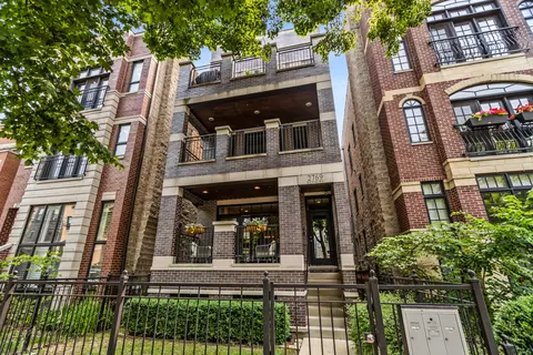 2769 N Kenmore Ave #1, Chicago, IL 60614