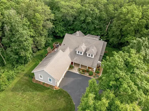 2 Timber Ridge Ln # -3, Mansfield, IL 61854