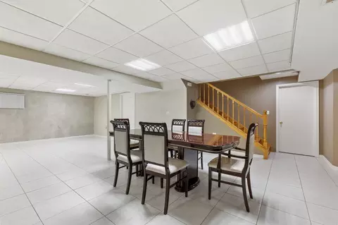 Dining - 1580 Webster Ln, Des Plaines, IL 60018 photo 4 of 5