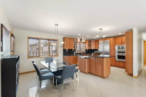 Kitchen - 1580 Webster Ln, Des Plaines, IL 60018 photo 1 of 6