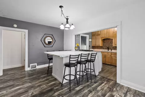 Kitchen - 956 S Elm Ave, Kankakee, IL 60901 photo 1 of 2