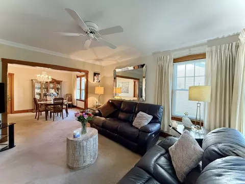 Living - 98 Northgate Rd, Riverside, IL 60546 photo 1 of 5