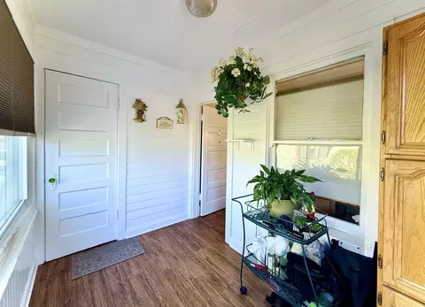 Entry Way - 98 Northgate Rd, Riverside, IL 60546 photo 1 of 2