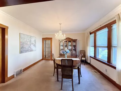 Dining - 98 Northgate Rd, Riverside, IL 60546 photo 1 of 2