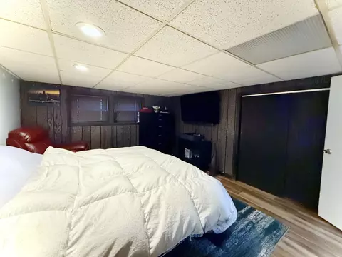 Bedroom - 98 Northgate Rd, Riverside, IL 60546 photo 2 of 2