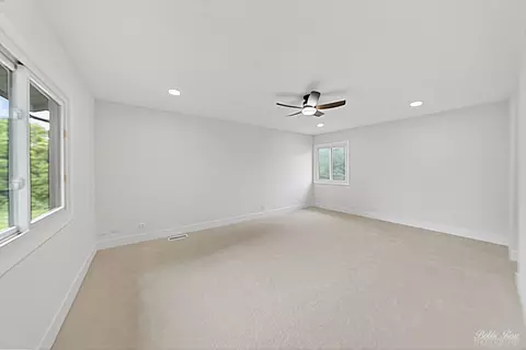 111 Mayberry Ct, Rolling Meadows, IL 60008 photo 31
