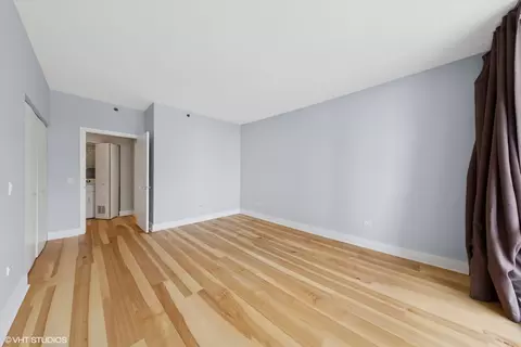 Bedroom - 8 E Randolph St #3203, Chicago, IL 60601 photo 3 of 4