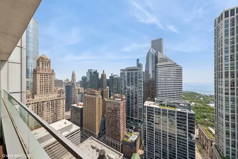 View/Area - 8 E Randolph St #3203, Chicago, IL 60601 photo 3 of 3