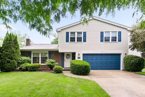 696 Stanford Ln, Buffalo Grove, IL 60089