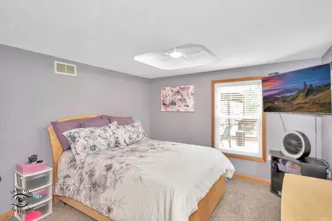 Bedroom - 3830 W 154th Pl, Markham, IL 60428 photo 6 of 6