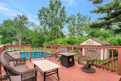 Exterior - 3830 W 154th Pl, Markham, IL 60428 photo 6 of 10