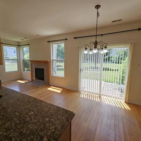 4029 Boulder Ct, Aurora, IL 60504 photo 12