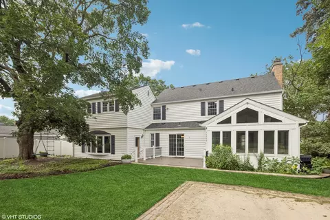 Exterior - 220 Elm St, Wheaton, IL 60189 photo 4 of 9