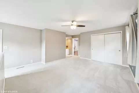 Bedroom - 220 Elm St, Wheaton, IL 60189 photo 2 of 4