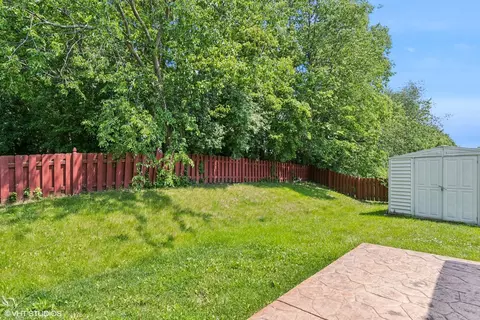 722 Eberly Ct, Plano, IL 60545 photo 12