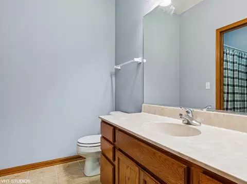 722 Eberly Ct, Plano, IL 60545 photo 7