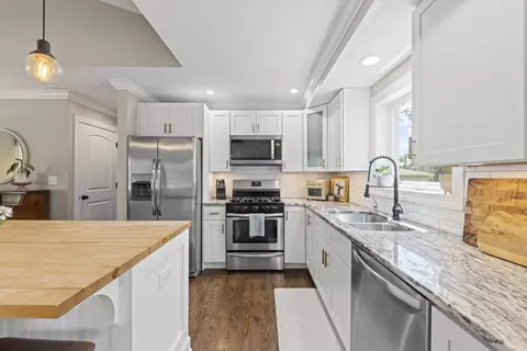 26 W079 Thomas Rd, Wheaton, IL 60187 photo 9